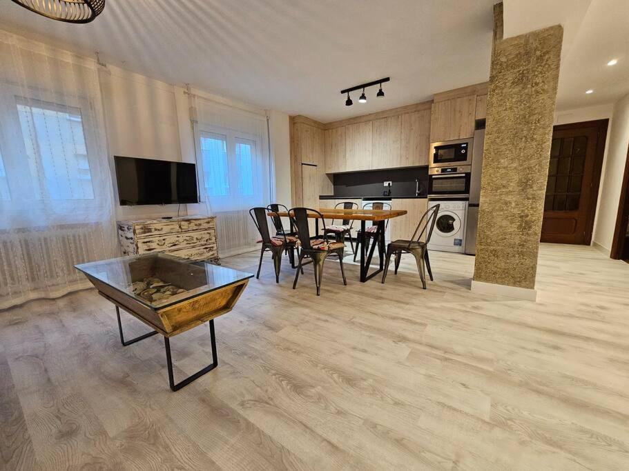 1A108 Amplio Y Moderno Apartamento Gijón Eksteriør billede